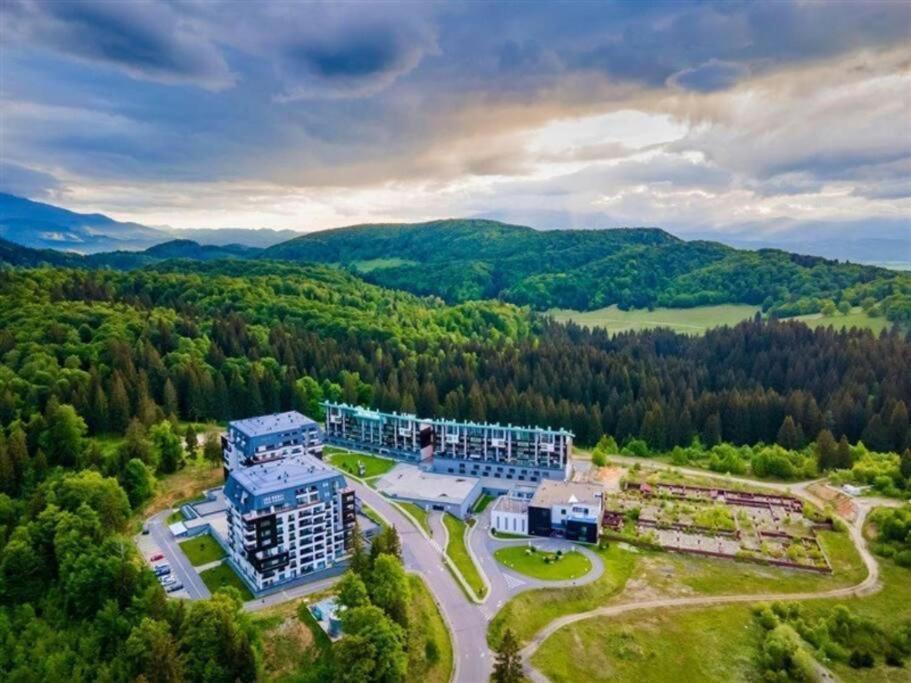 Appartamento Pentahouse Mountain Belle Vue Poiana Brasov Esterno foto